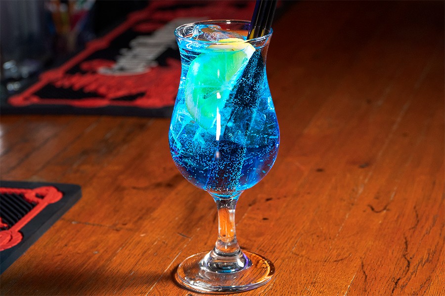Голубая лагуна — рецепт коктейля на Едим ТВ