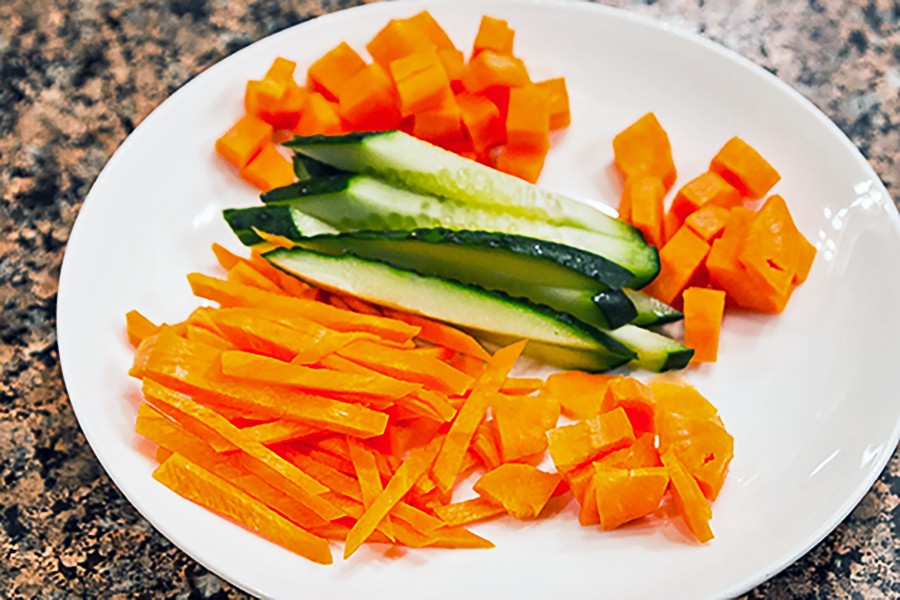 Как нарезать твёрдые овощи