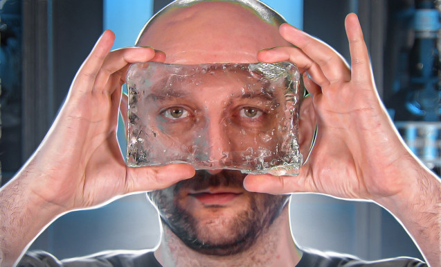 Прозрачный лёд дома